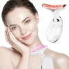 Massageador facial LED 3 cores com mulher